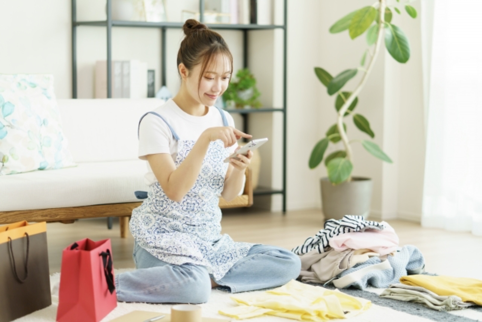 LINEで商品写真を撮影しているイメージ
